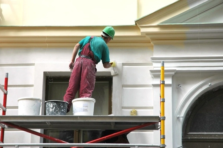 What To Expect During An Exterior Painting Project in Brentwood, NY